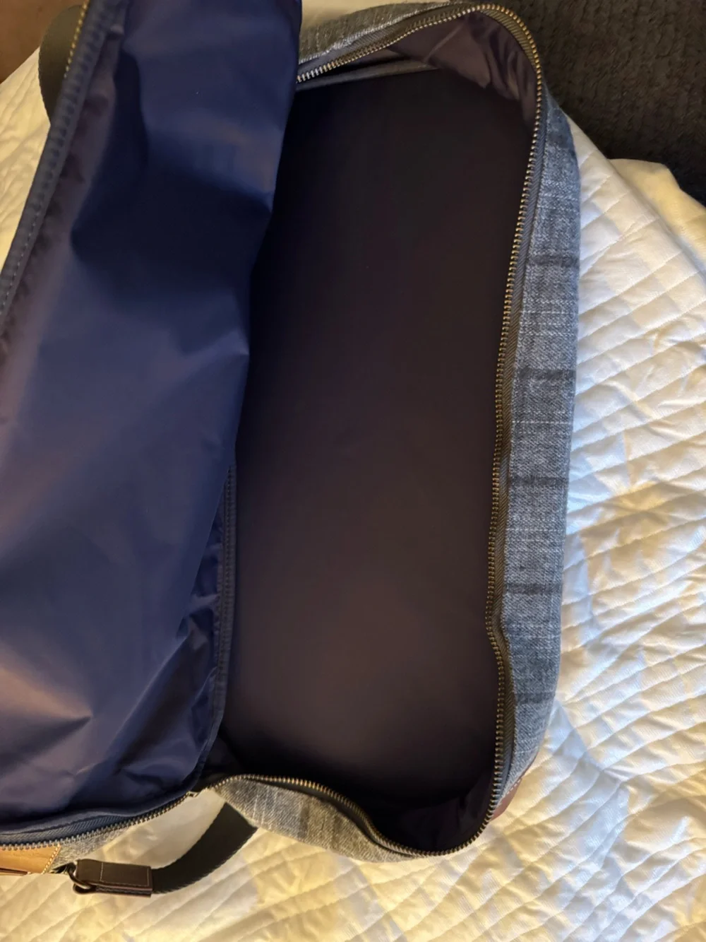 Mark and Graham overnighter duffle